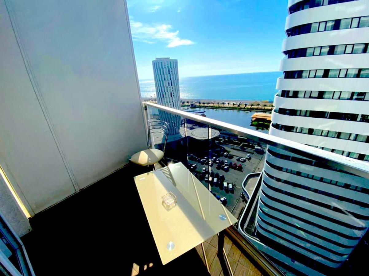 Cozy Studio Apartment-Sea View 巴统 外观 照片