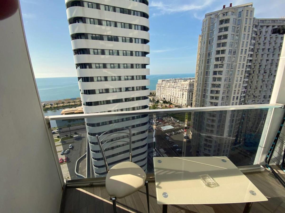Cozy Studio Apartment-Sea View 巴统 外观 照片